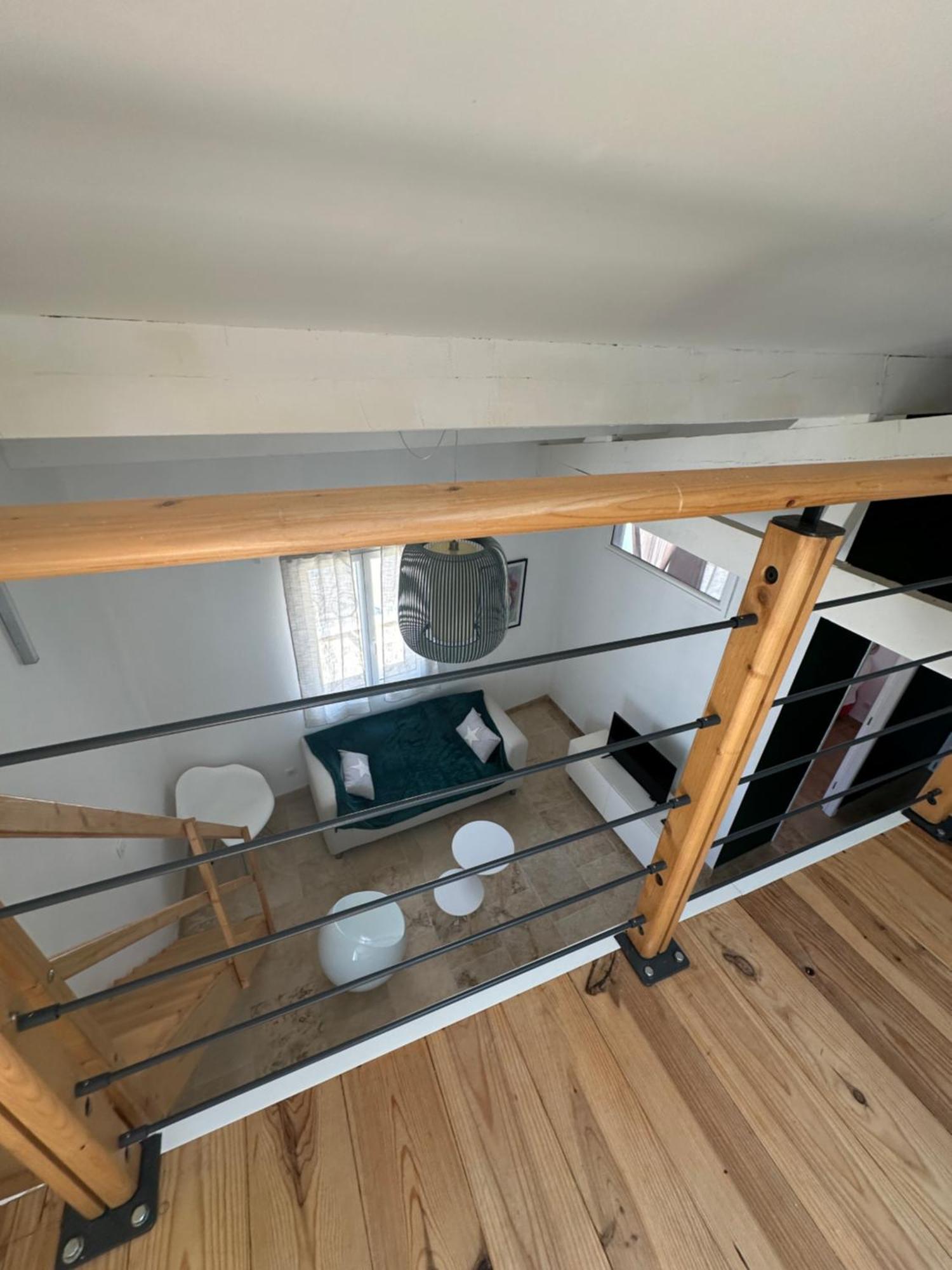 Appartement Avec Vue Sur L Eglise Des Saintes 外观 照片