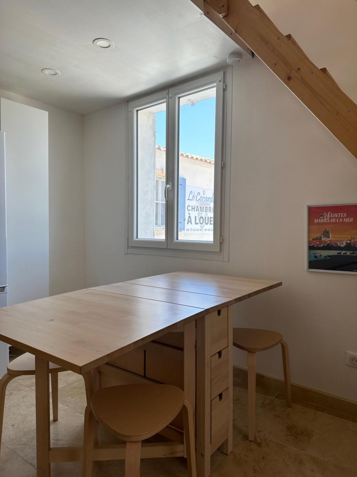 Appartement Avec Vue Sur L Eglise Des Saintes 外观 照片